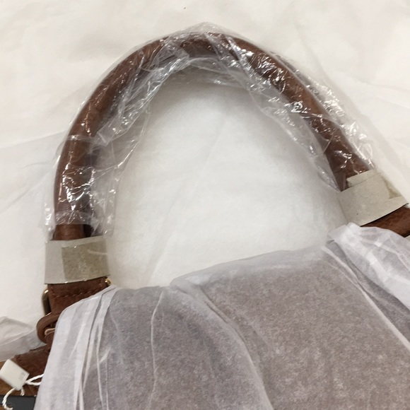 NWT! Brown Pebbled Vegan Leather Satchel/Crossbody - Picture 5 of 8